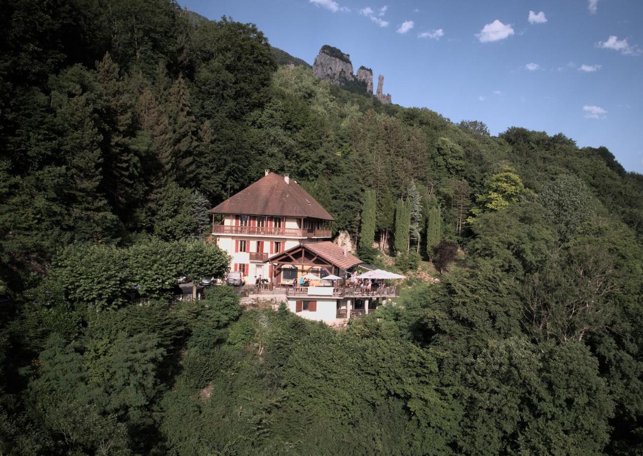 Auberge Du Pont De L'Abime Gruffy Dış mekan fotoğraf